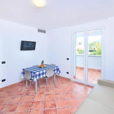 Holiday Ai Pozzi Village Resort,
